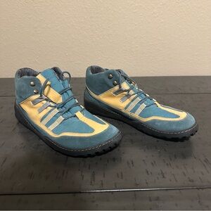 Zaqq Men’s SQout Blue Orange Waterproof Hiking Shoes